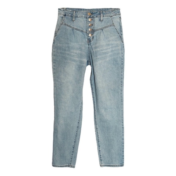 Wild Fable Vintage Style Light Wash Button Fly High Rise Mom Jeans Size 8 - Picture 2 of 8